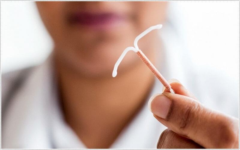 Đặt vòng tránh thai có tác dụng phụ ảnh hưởng tình dục không?